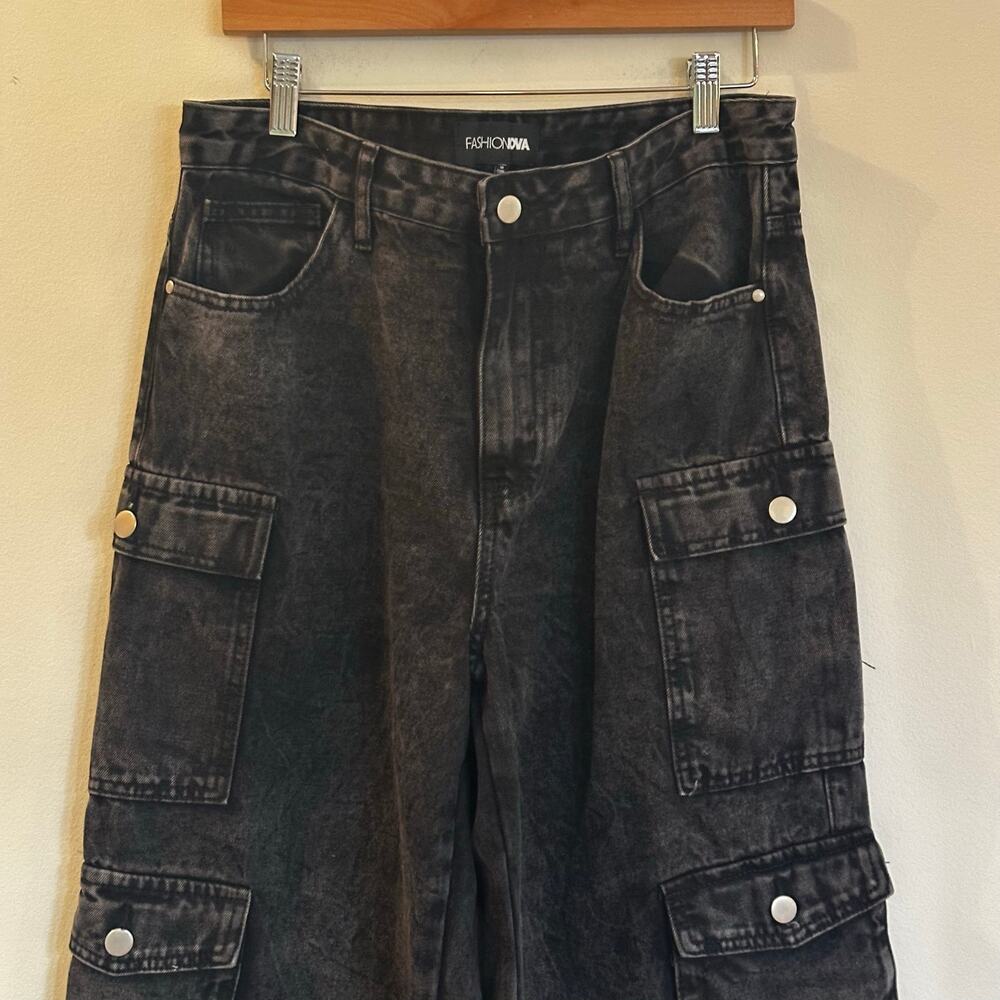 Fashion Nova Black Cargo Jeans sz 11 - Picture 3 of 10